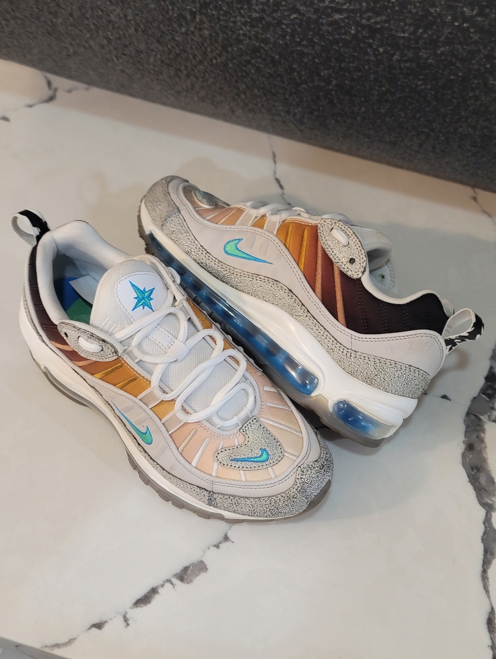 Nike Air Max "La Mezcia" (Wmns 8 Mens 6.5) Ships Today